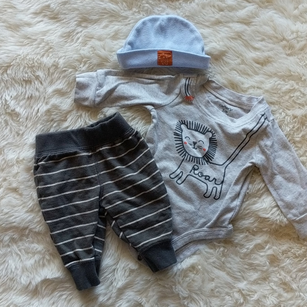 Carter's Lion Set with Hat